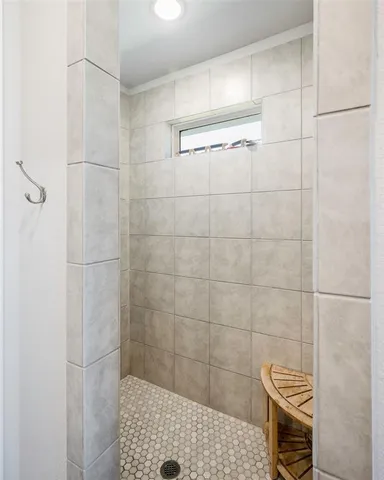 $340,000 | 117 Mustang Drive, Lindsay, TX 76240