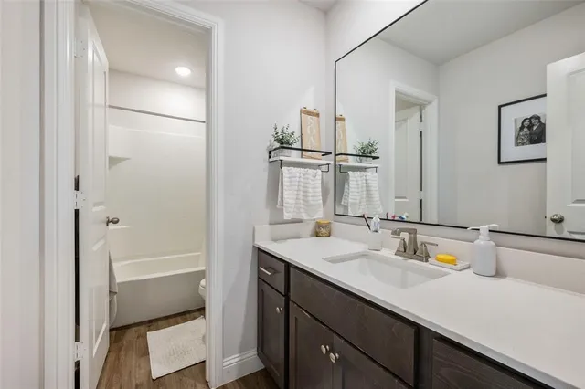 $340,000 | 117 Mustang Drive, Lindsay, TX 76240