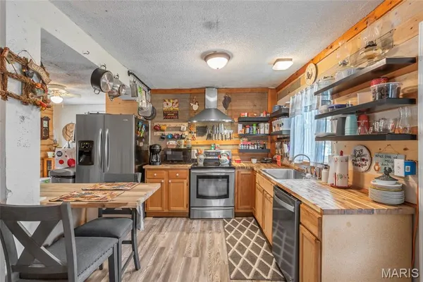 $153,700 | 7640 Lake Drive, Cedar Hill, MO 63016