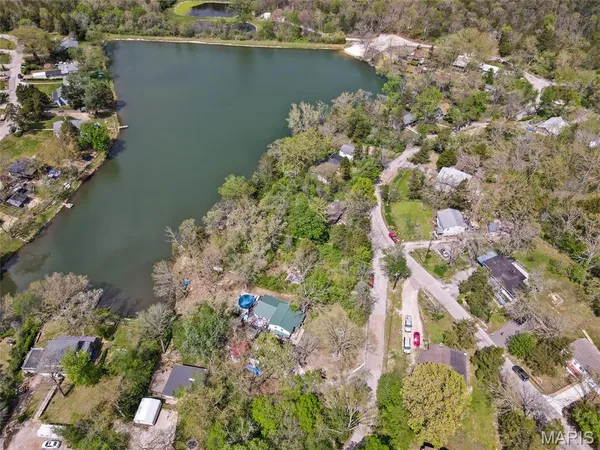 $153,700 | 7640 Lake Drive, Cedar Hill, MO 63016