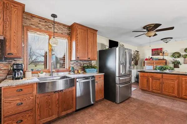 $545,000 | 945 Troy Phillips Road, Monticello, IL 61856