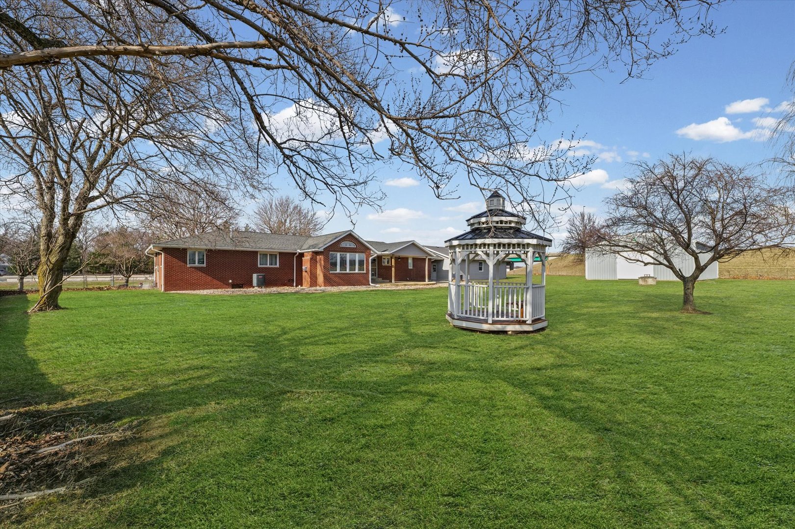 945 Troy Phillips Road Monticello, IL 61856 - Photo 30 of 34