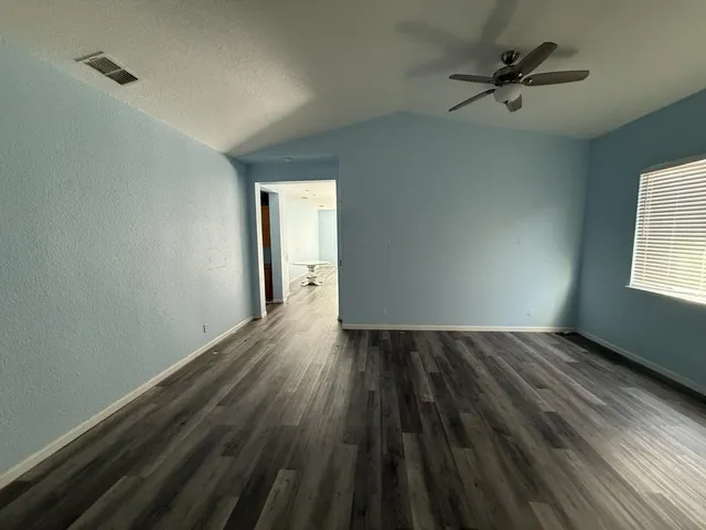 $349,999 | 20780 Fairway Drive, Patterson, CA 95363