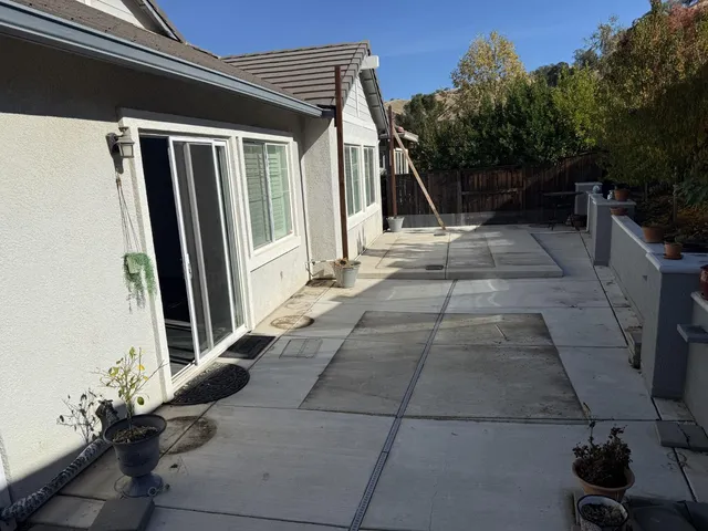 $349,999 | 20780 Fairway Drive, Patterson, CA 95363