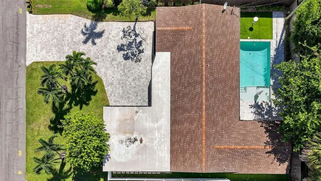 $5,500 | 714 Southwest 25th Avenue, Boynton Beach, FL 33435