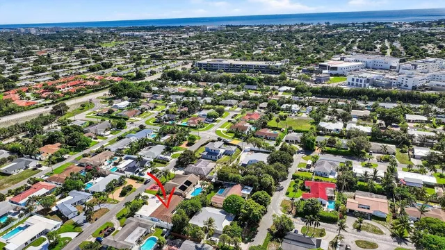 $5,500 | 714 Southwest 25th Avenue, Boynton Beach, FL 33435