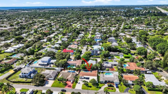 $5,500 | 714 Southwest 25th Avenue, Boynton Beach, FL 33435