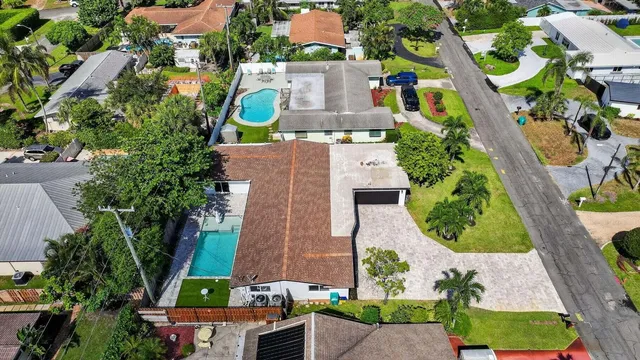 $5,500 | 714 Southwest 25th Avenue, Boynton Beach, FL 33435