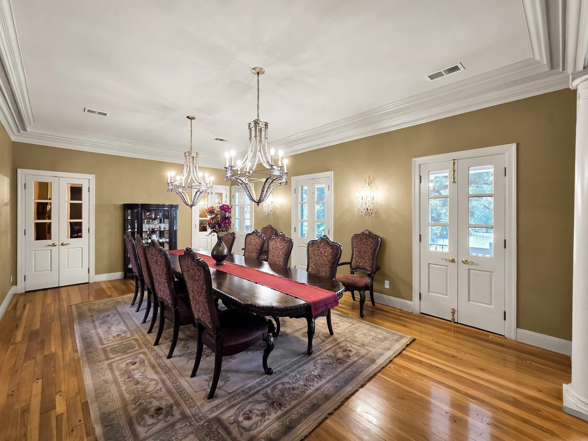 1725 Thomas Road Beaumont, TX 77706 - Photo 10 of 49 Gallery Image 10