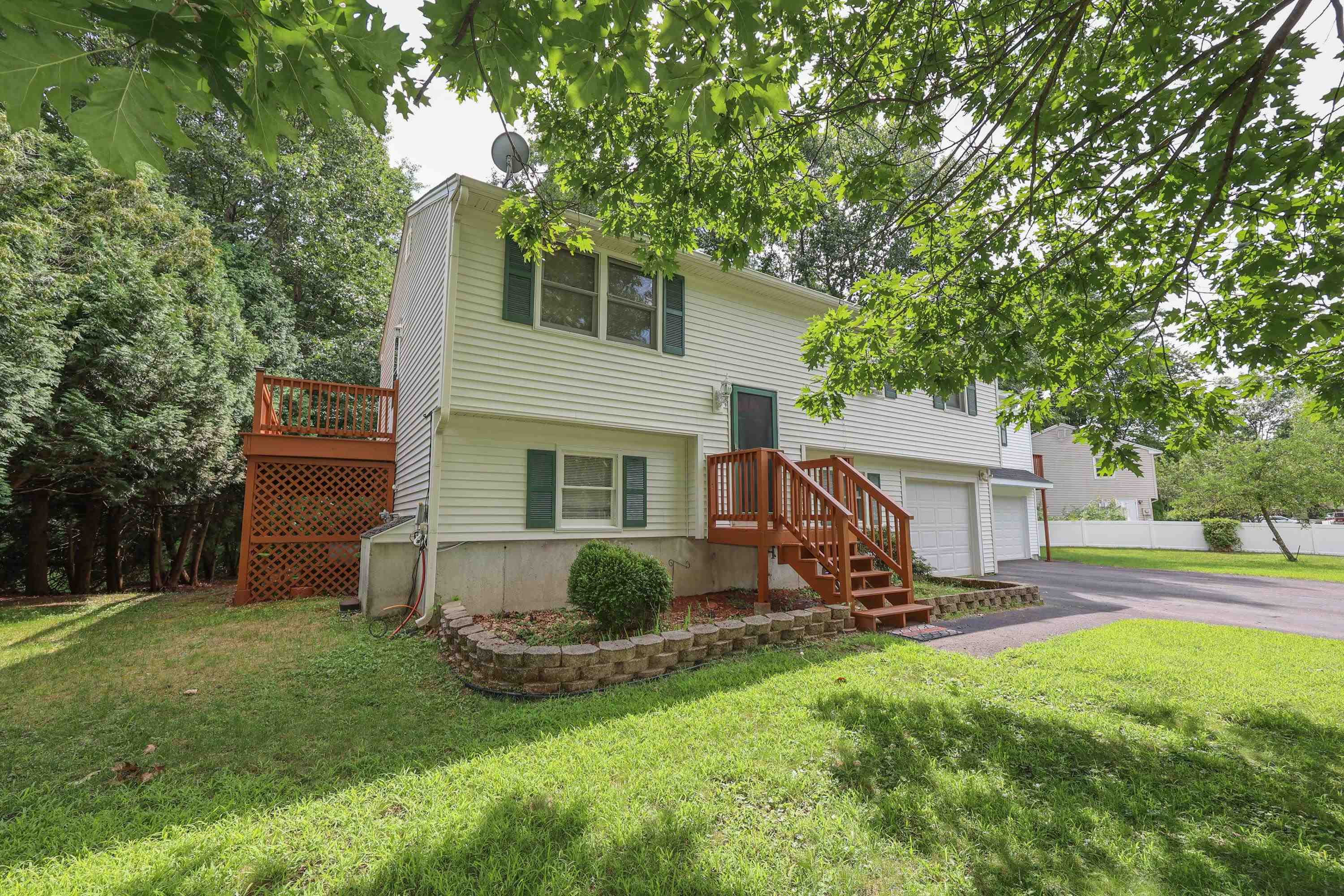 51 Cota Road Merrimack, NH 03054 - Photo 2 of 40