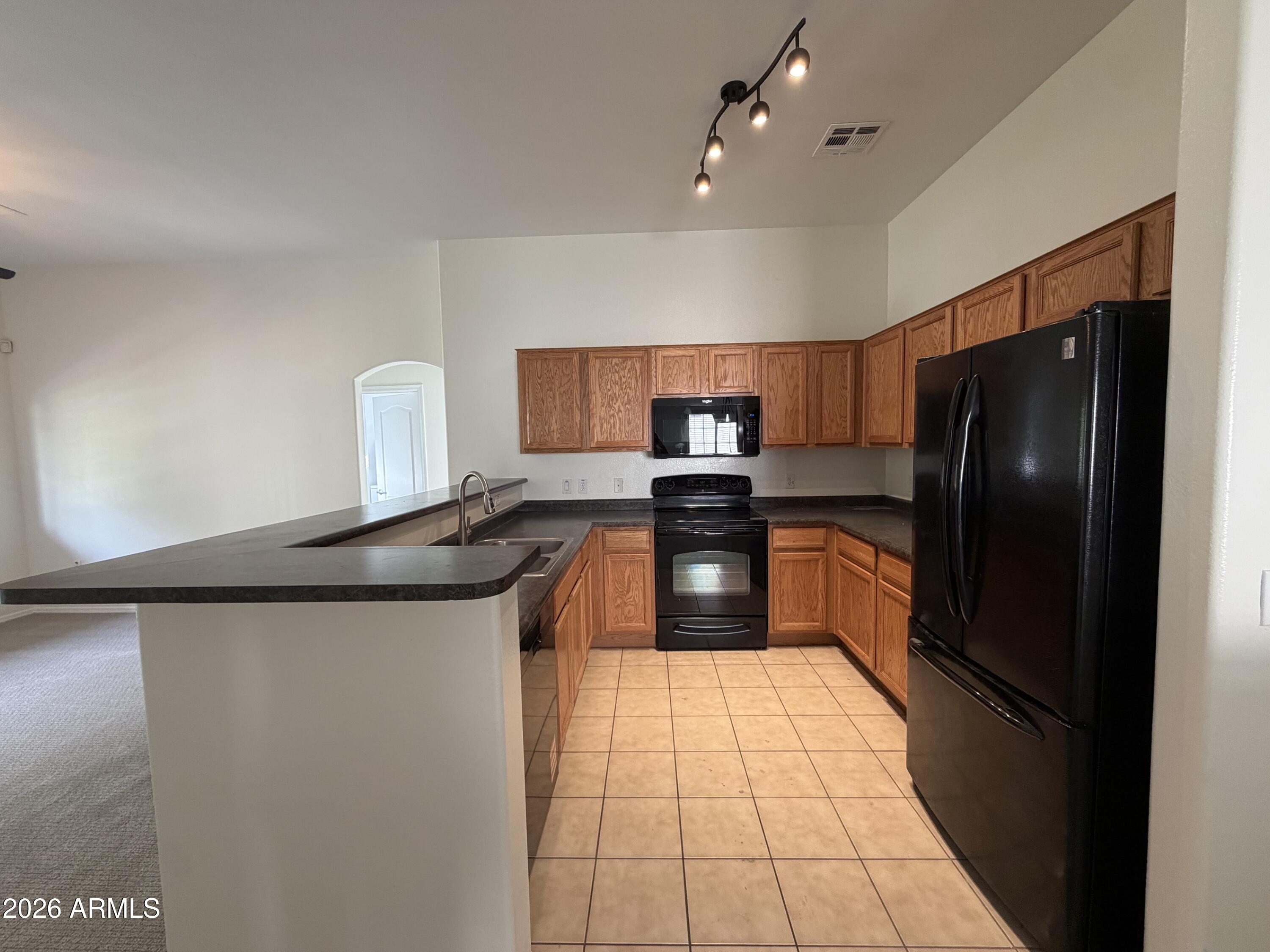 2727 North Price Road, Unit 60 Chandler, AZ 85224 - Photo 3 of 28