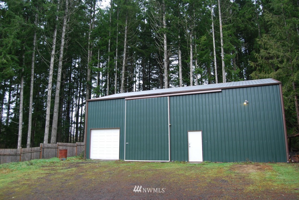 12954 Wallace Road Southeast Olalla, WA 98359 - Photo 16 of 24 Gallery Image 16
