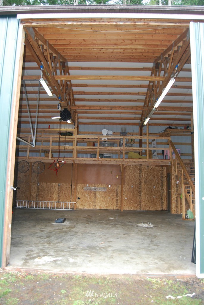 12954 Wallace Road Southeast Olalla, WA 98359 - Photo 21 of 24 Gallery Image 21