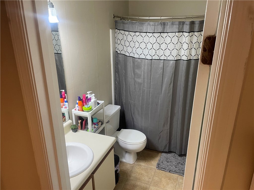 1761 Wire Road, Unit 85 Auburn, AL 36832 - Photo 5 of 8 Gallery Image 5