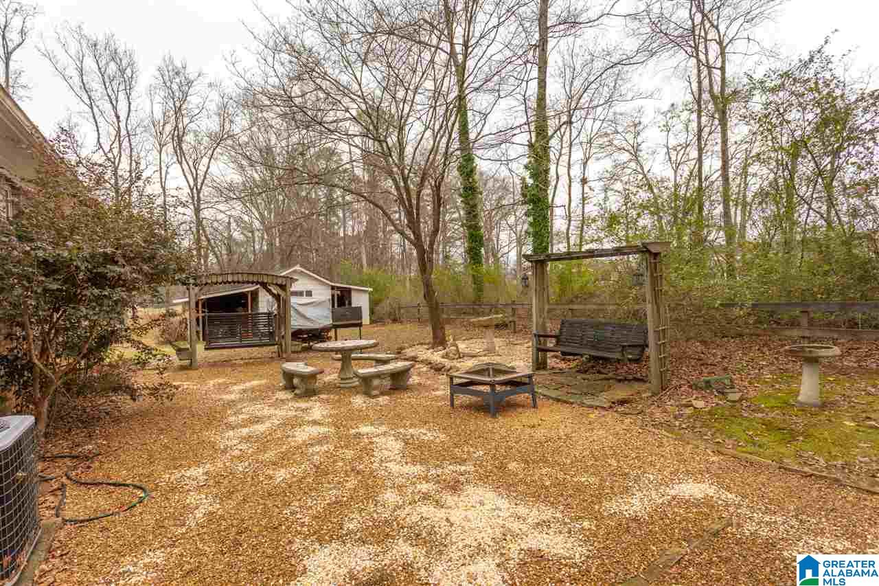 222 20th Street Oneonta, AL 35121 - Photo 33 of 38