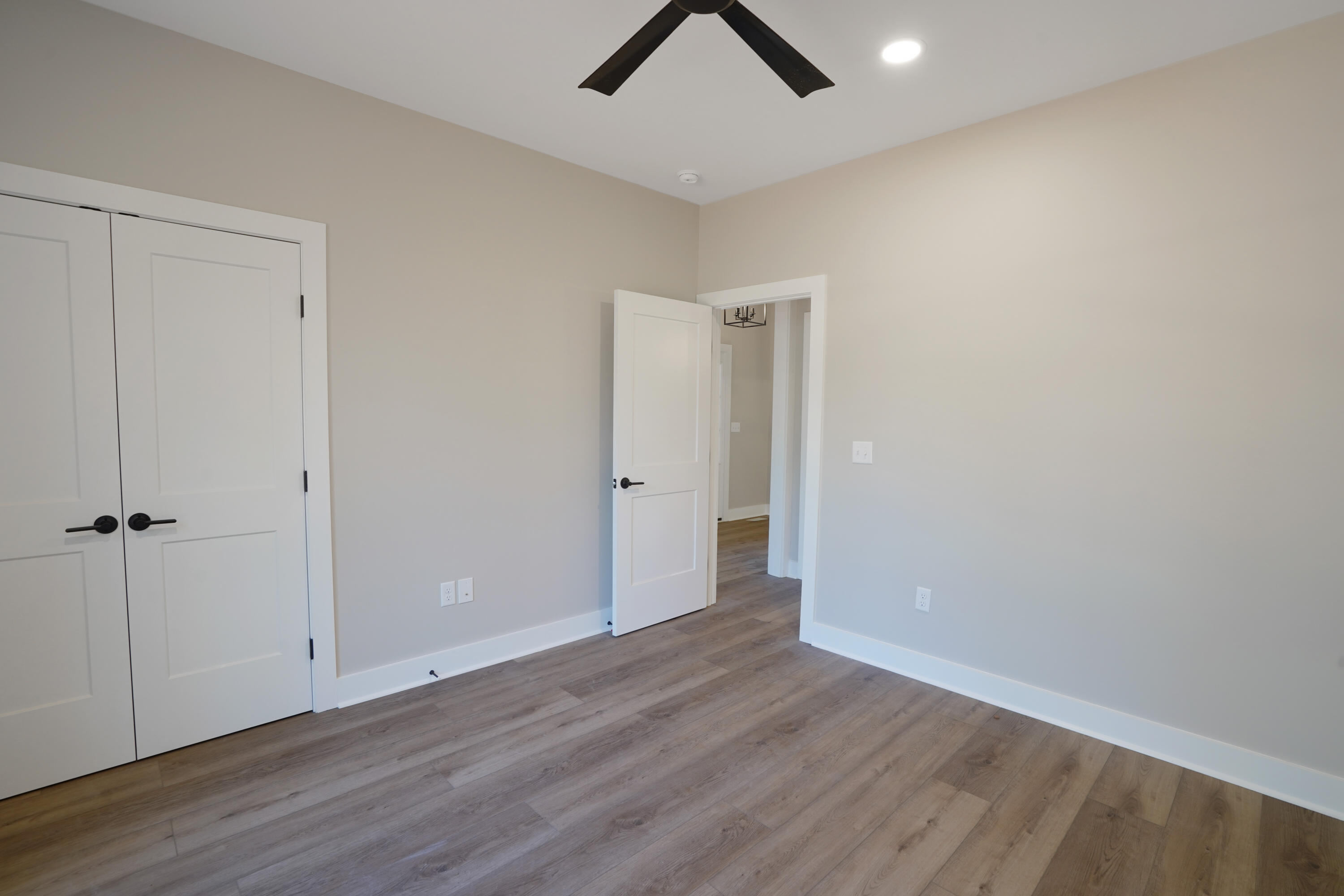 320 Periwinkle Road Moneta, VA 24121 - Photo 31 of 35 Bedroom #3