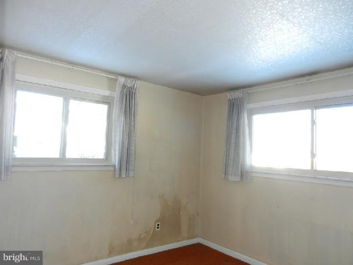 1118 Laurel Road Edgewater Park, NJ 08010 - Photo 14 of 22 Bedroom 2
