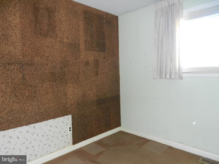 1118 Laurel Road Edgewater Park, NJ 08010 - Photo 15 of 22 Bedroom 3
