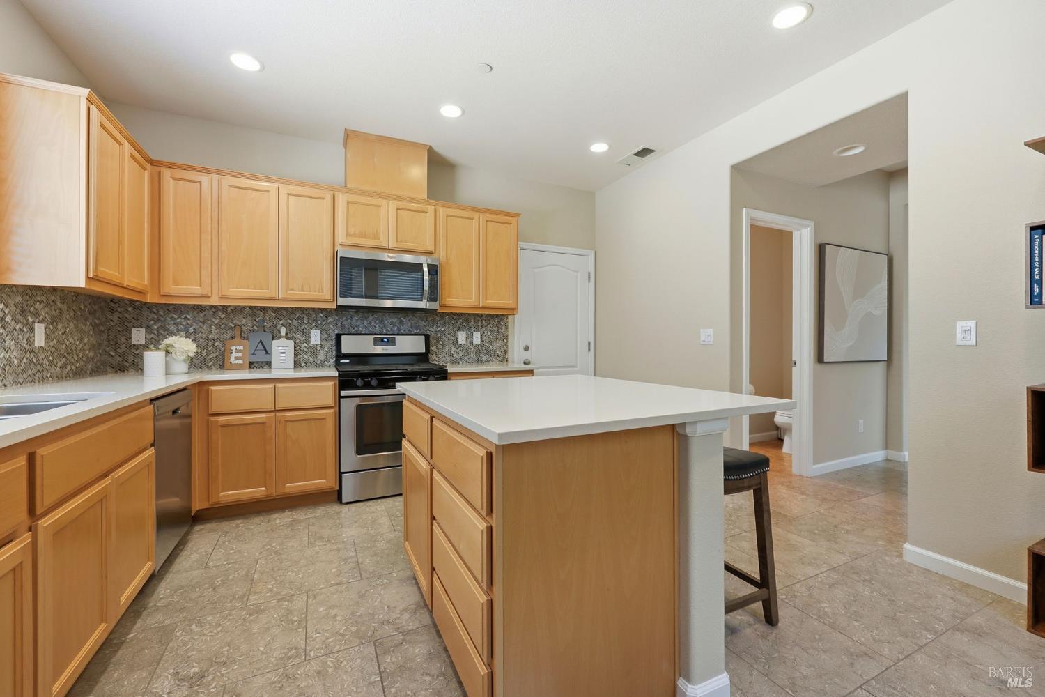 2318 Avignon Circle Santa Rosa, CA 95403 - Photo 11 of 45