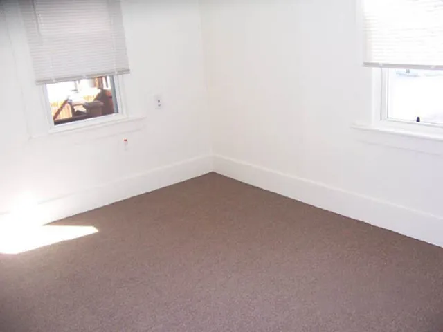 $1,200 | 31 North Main Street, Unit 1, Franklin, NH 03235