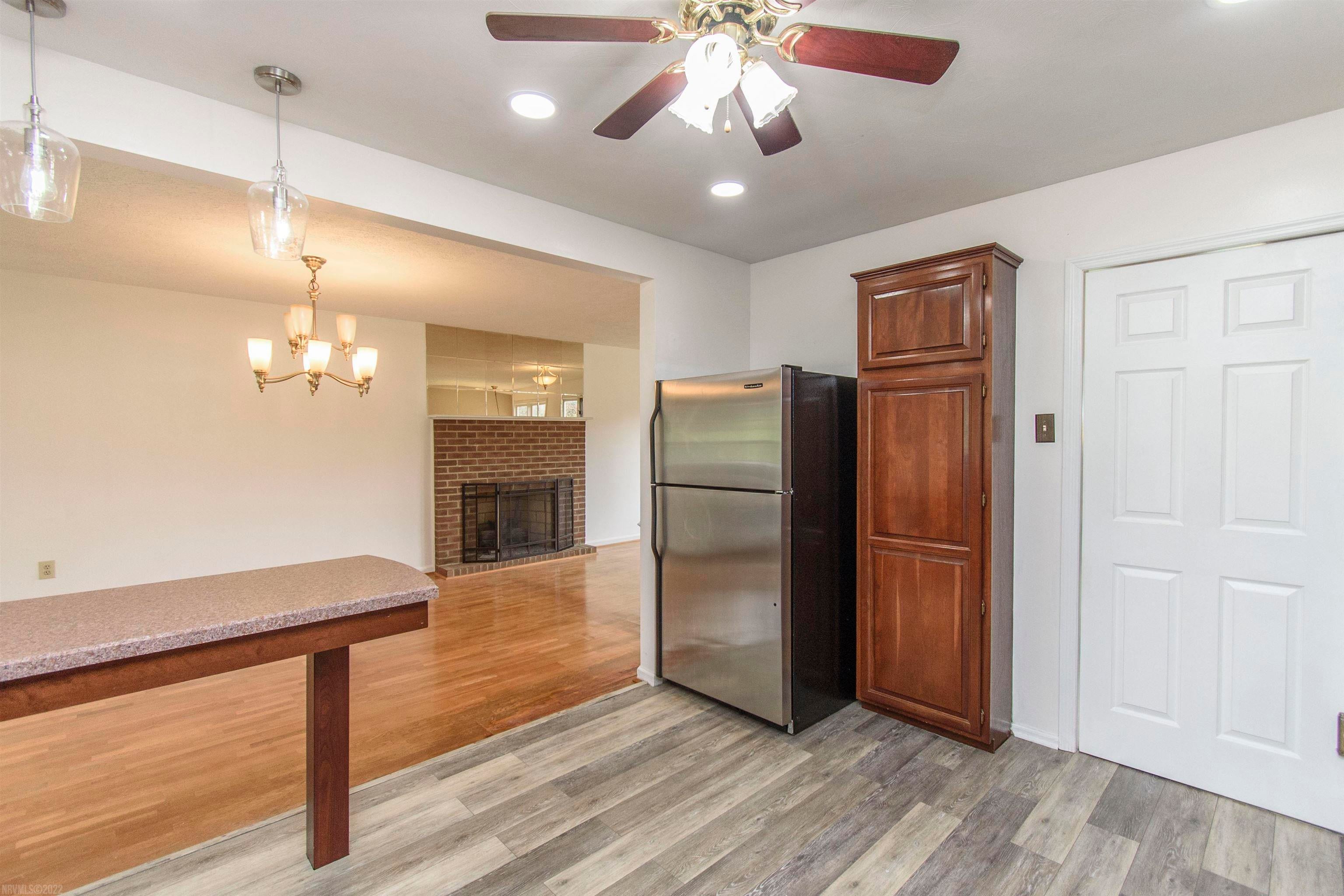 580 Atkinson Road Christiansburg, VA 24073 - Photo 8 of 47 Gallery Image 8