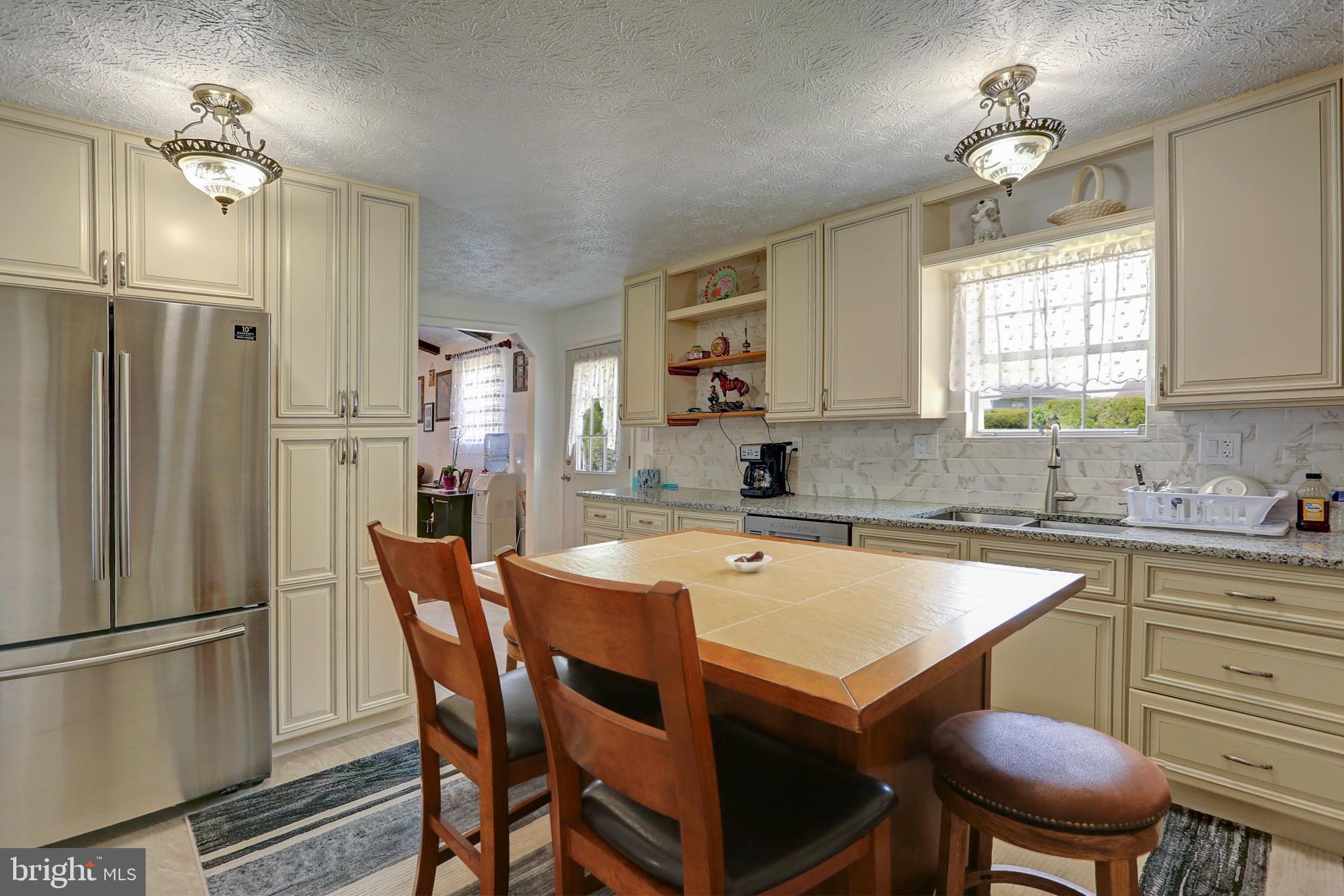 6132 Friar Road Harrisburg, PA 17111 - Photo 11 of 33 Gallery Image 11
