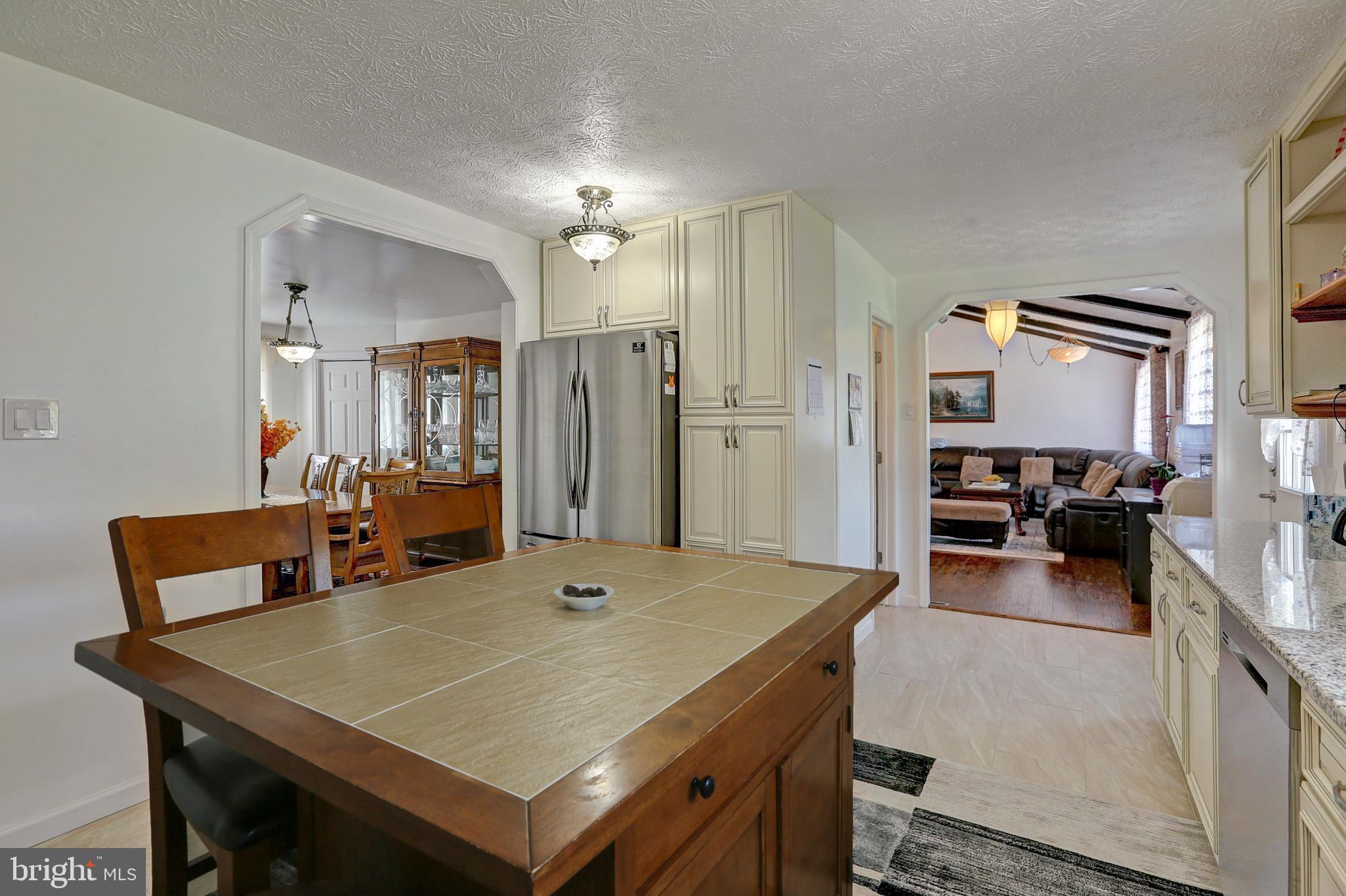 6132 Friar Road Harrisburg, PA 17111 - Photo 12 of 33 Gallery Image 12