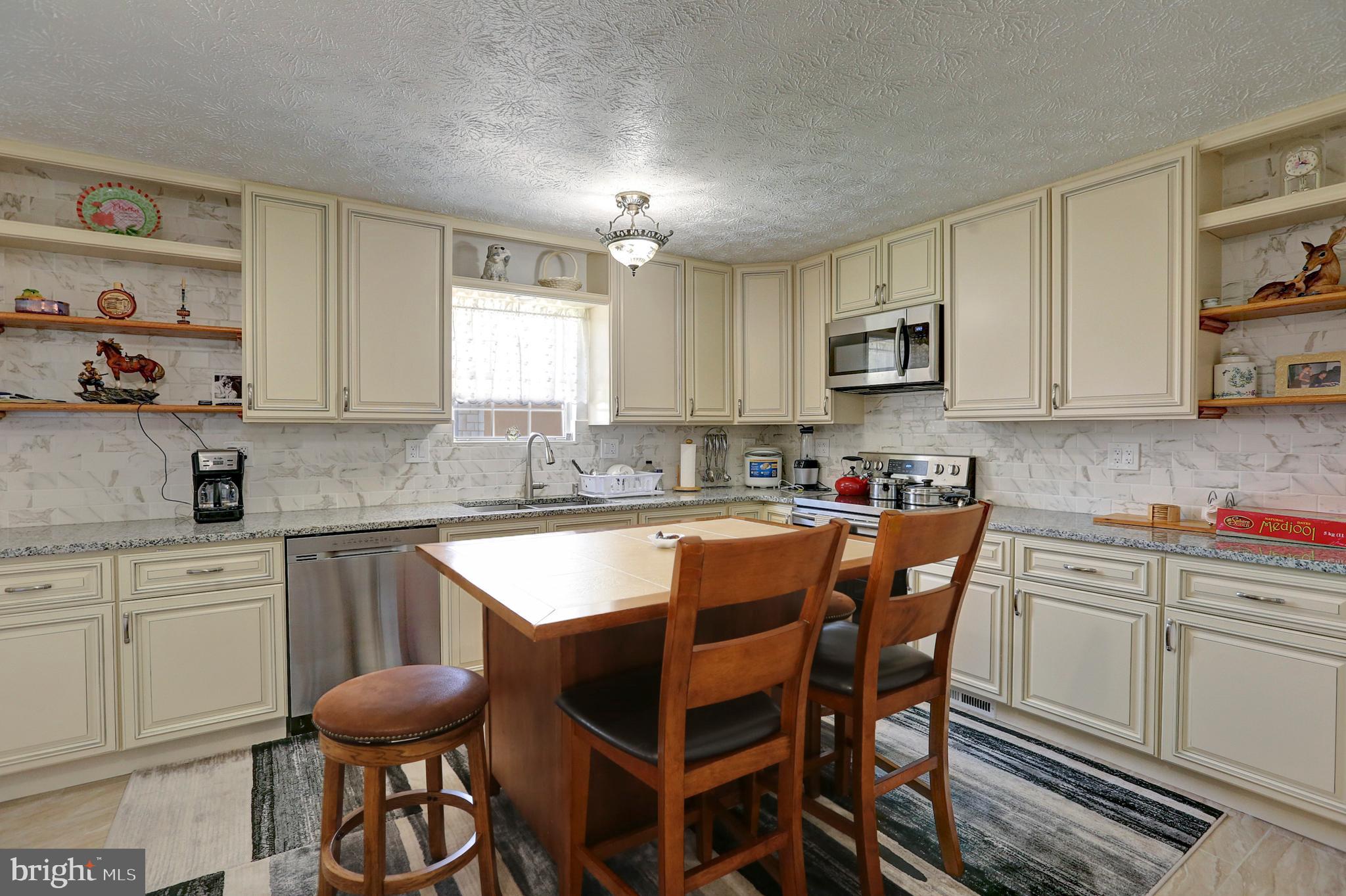 6132 Friar Road Harrisburg, PA 17111 - Photo 13 of 33 Gallery Image 13