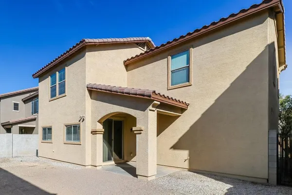 $2,125 | 10911 West Mariposa Drive, Phoenix, AZ 85037