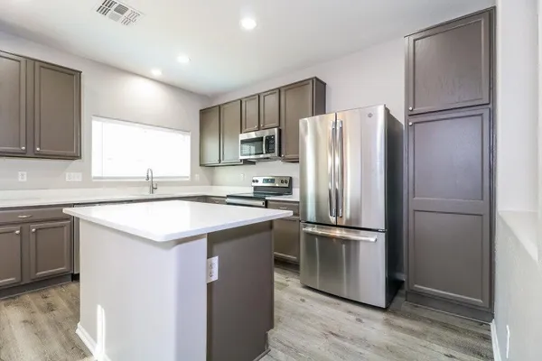 $2,125 | 10911 West Mariposa Drive, Phoenix, AZ 85037