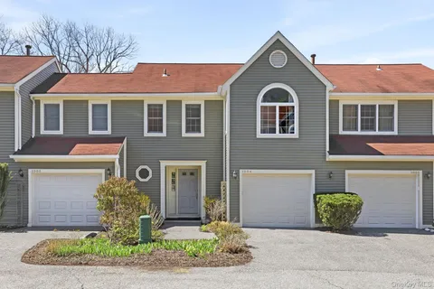$719,000 | 1004 Kensington Way, Mount Kisco, NY 10549