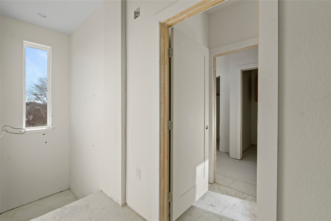 1180 Lott Avenue Austin, TX 78721 - Photo 11 of 40 a view of a bathroom from a hallway