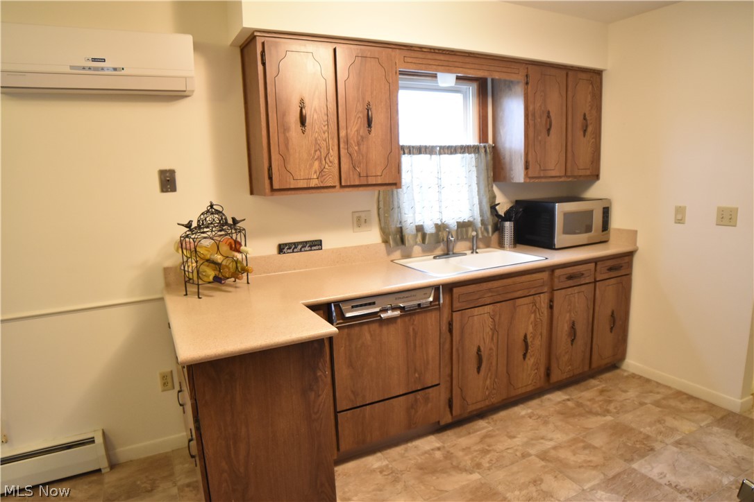 30208 Powell Road Willowick, OH 44095 - Photo 8 of 26 Gallery Image 8