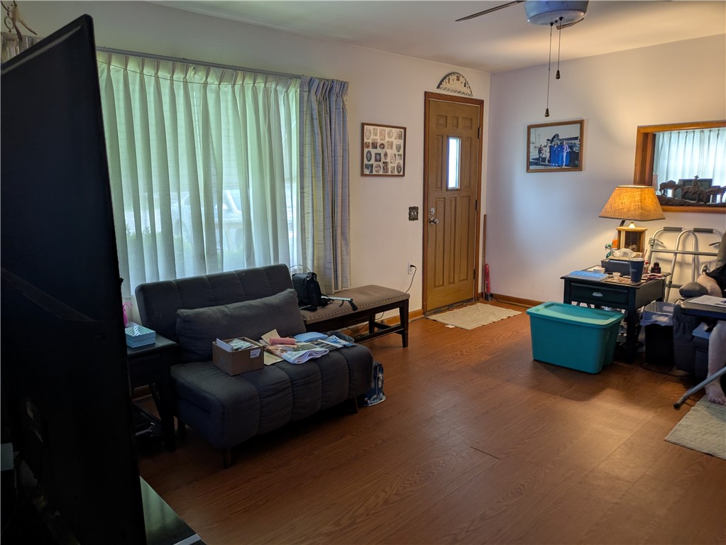 409 East Adams Street Paris, IL 61944 - Photo 4 of 13