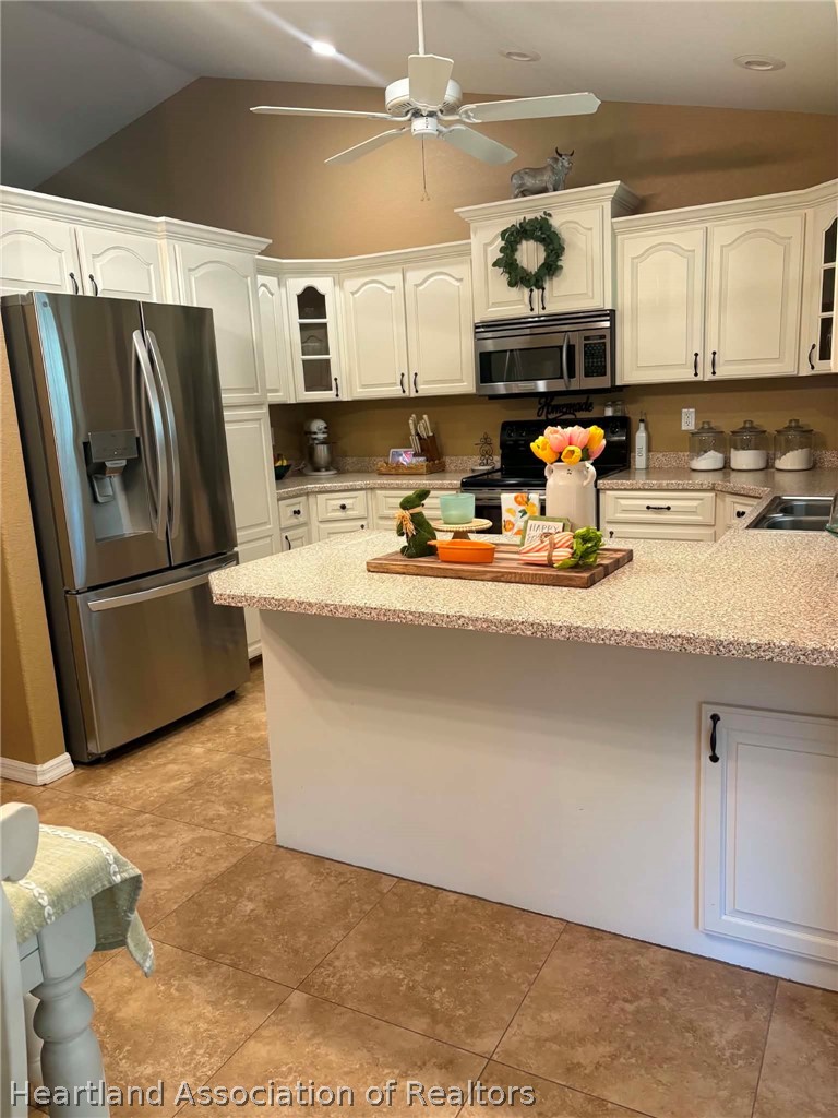 205 Howey Road Sebring, FL 33870 - Photo 3 of 50