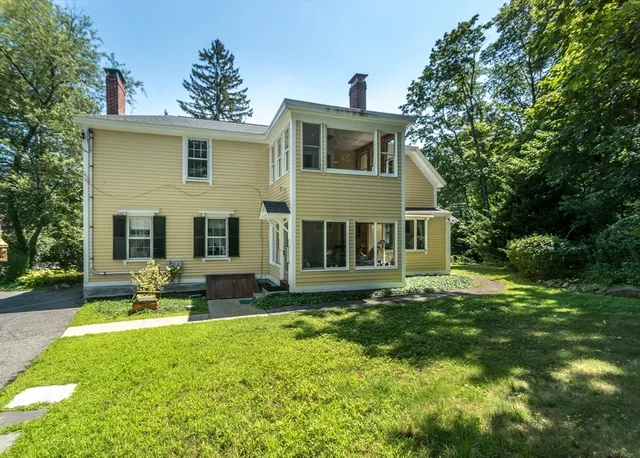 $950,000 | 326 Bacon Street, Waltham, MA 02451