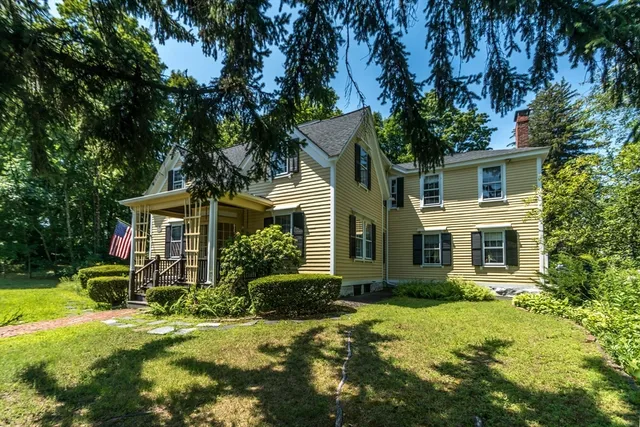 $950,000 | 326 Bacon Street, Waltham, MA 02451