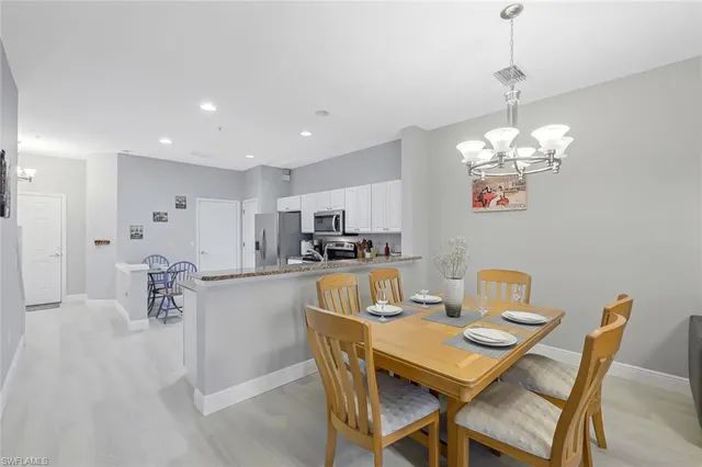 $5,000 | 836 Hampton Circle, Unit 171, Naples, FL 34105