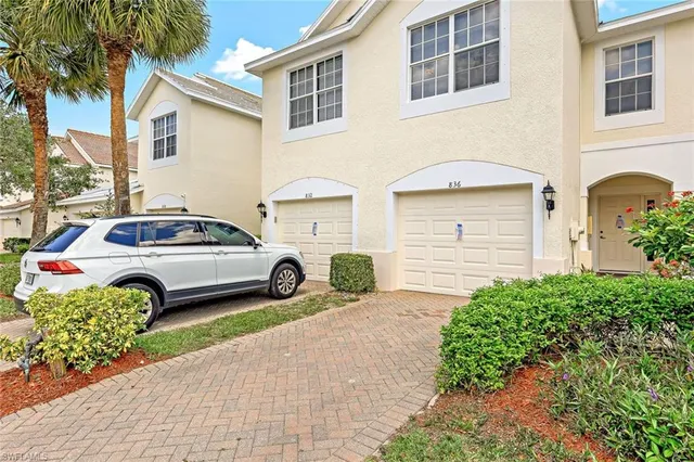 $5,000 | 836 Hampton Circle, Unit 171, Naples, FL 34105
