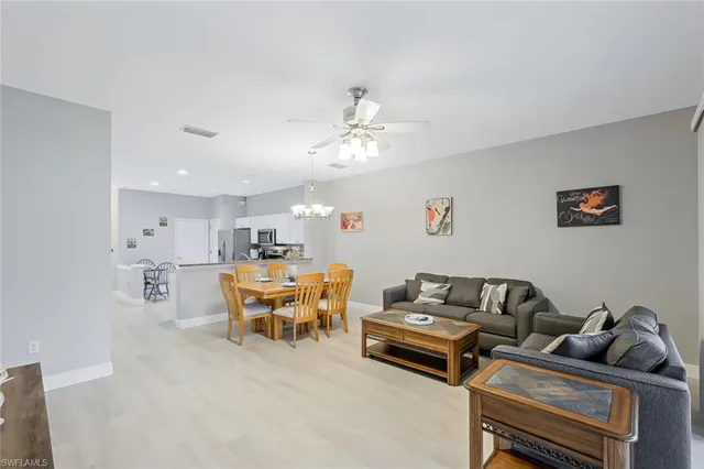 $5,000 | 836 Hampton Circle, Unit 171, Naples, FL 34105