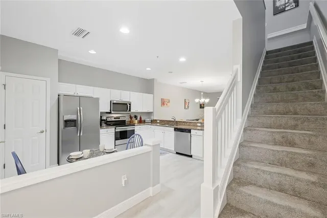 $5,000 | 836 Hampton Circle, Unit 171, Naples, FL 34105