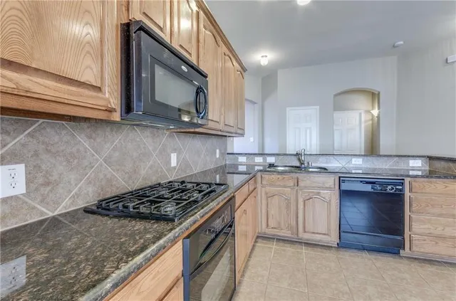 $2,675 | 13994 Fall Harvest Drive, Frisco, TX 75033