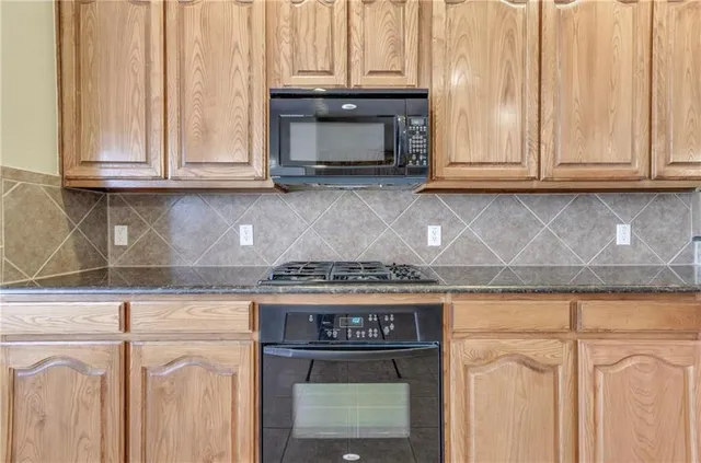 $2,675 | 13994 Fall Harvest Drive, Frisco, TX 75033