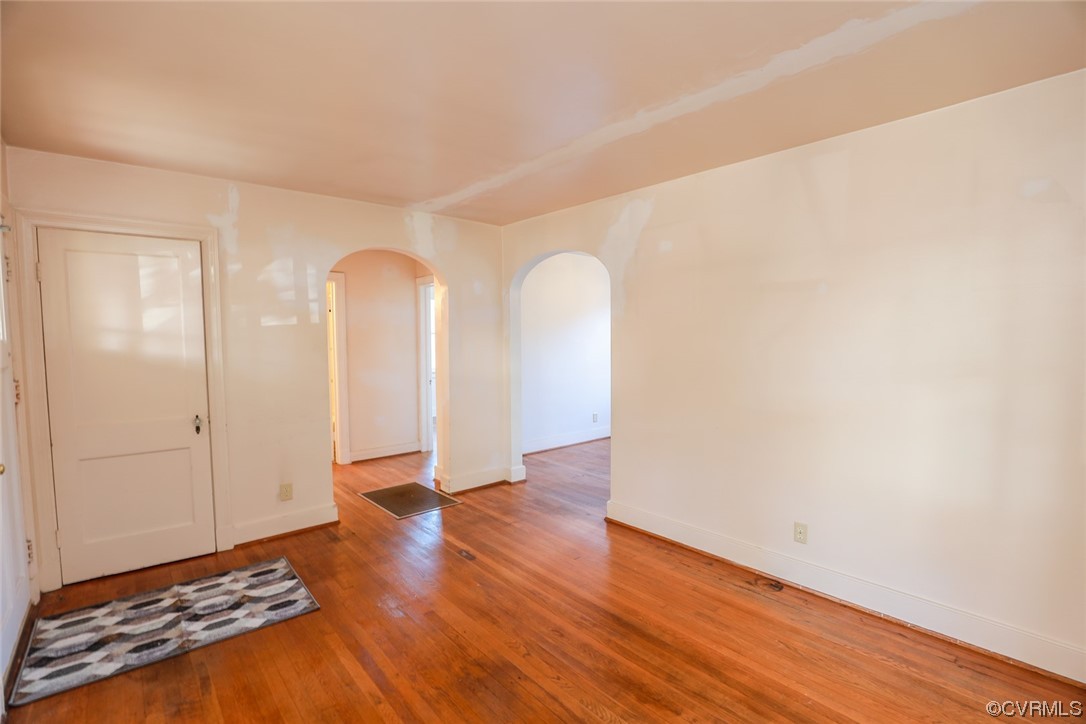 1906 Seddon Road Richmond, VA 23227 - Photo 4 of 21 Gallery Image 4