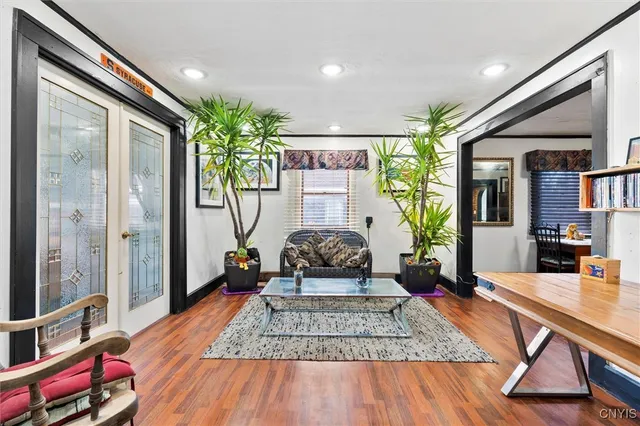 $189,900 | 104 Garden City Drive, Salina, NY 13211