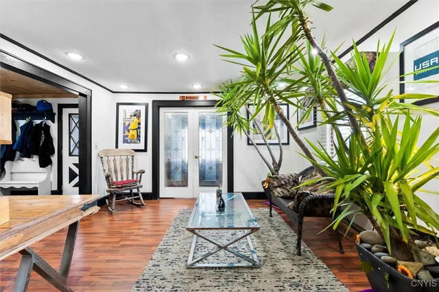 $189,900 | 104 Garden City Drive, Salina, NY 13211