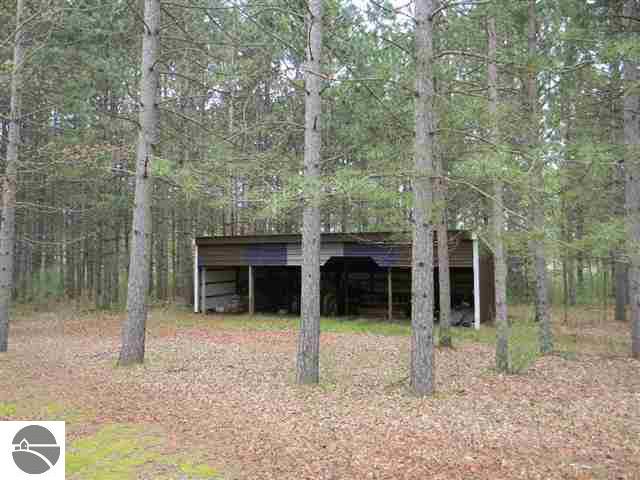2350 Sage Lake Road Lupton, MI 48635 - Photo 7 of 21 1780169-7.JPG