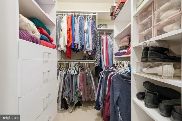 $599,000 | 2905 Saintsbury Plaza, Unit 312, Fairfax, VA 22031