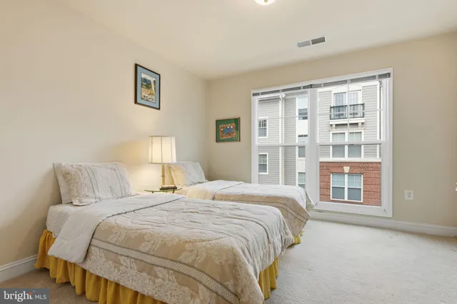 $599,000 | 2905 Saintsbury Plaza, Unit 312, Fairfax, VA 22031