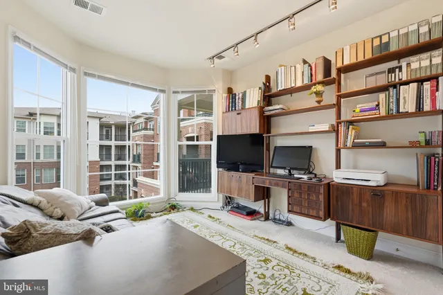 $599,000 | 2905 Saintsbury Plaza, Unit 312, Fairfax, VA 22031